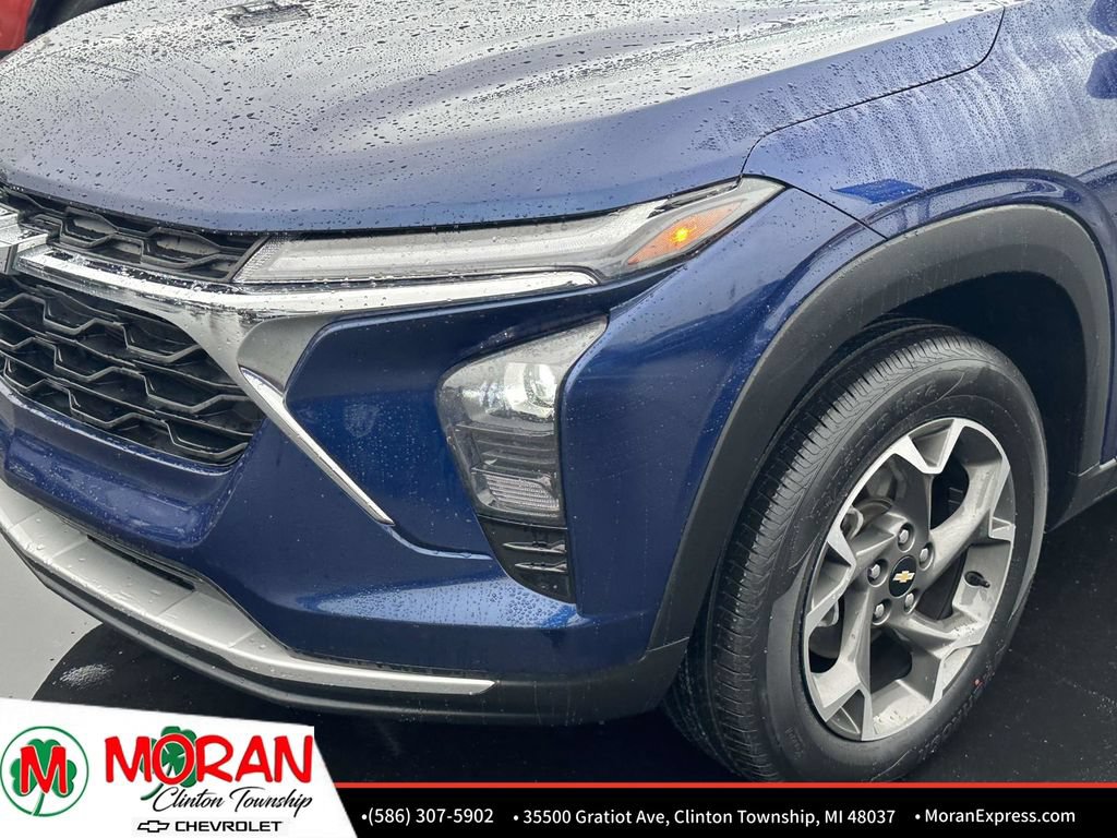Certified 2024 Chevrolet Trax LT w/ Driver Confidence Package FWD image 9