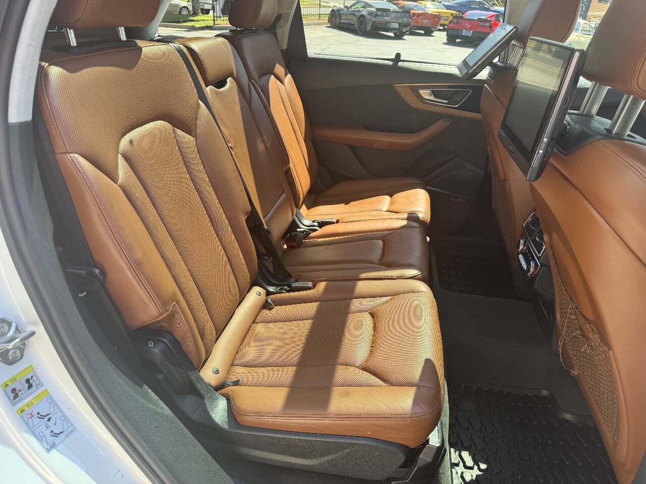 Used 2017 Audi Q7 3.0T Prestige w/ Prestige Package AWD/4WD image 24
