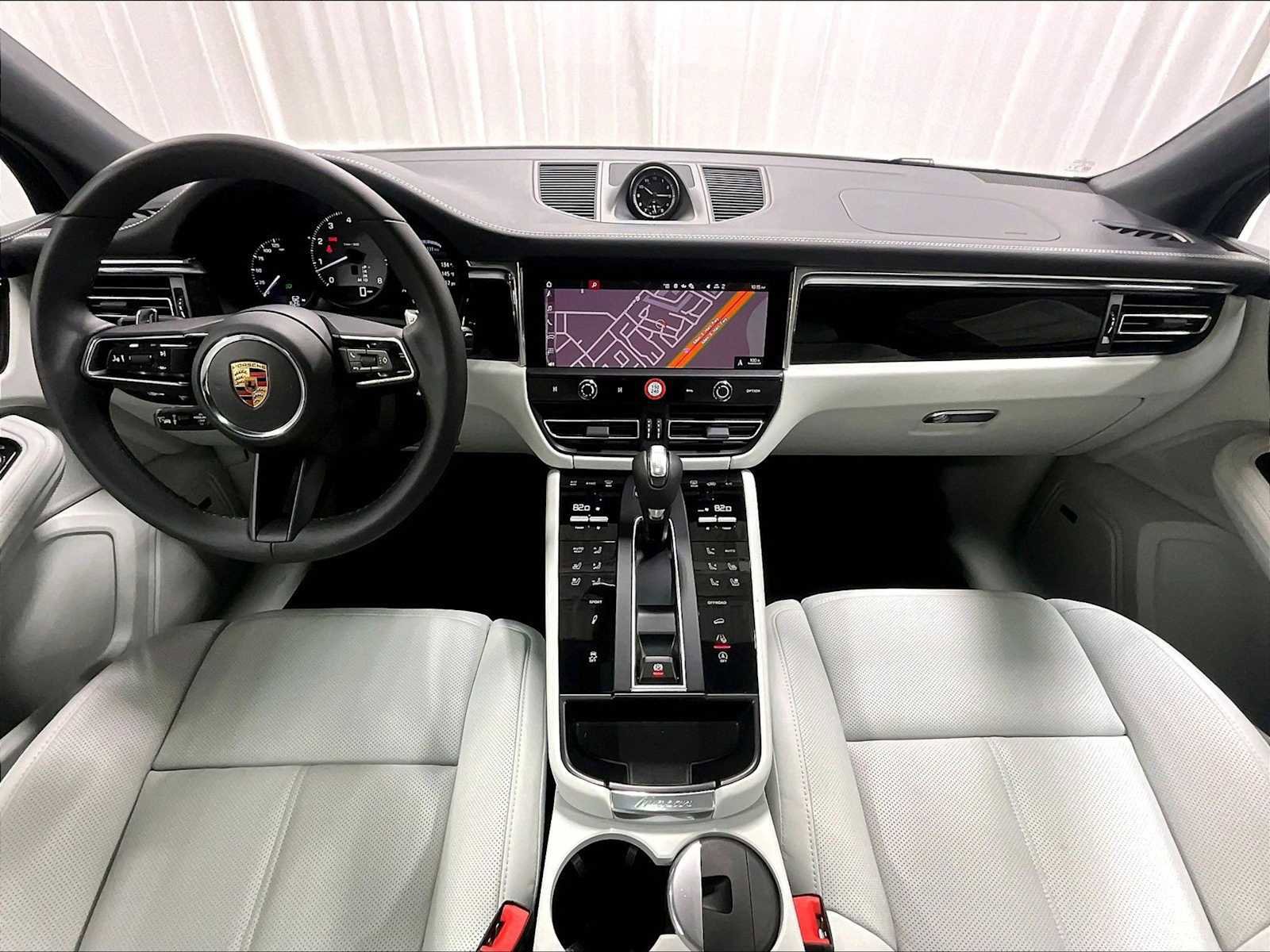 Used 2026 Porsche Macan S image 17
