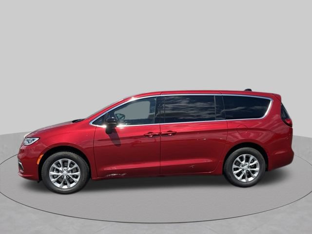 New 2026 Chrysler Pacifica Select AWD/4WD image 3