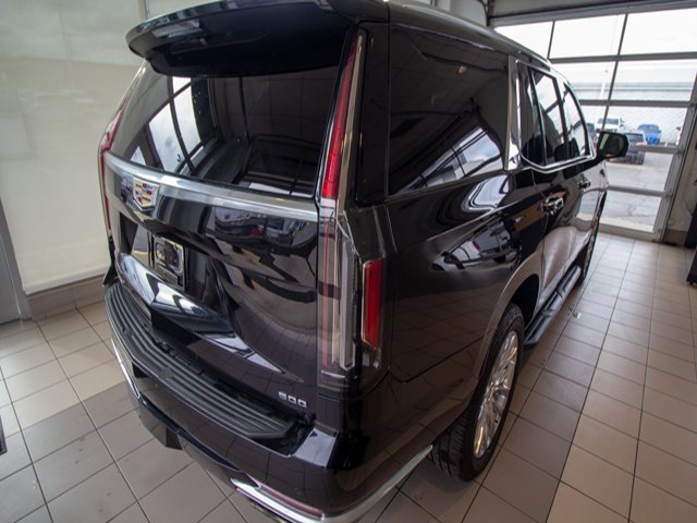 Used 2023 Cadillac Escalade Premium Luxury image 7