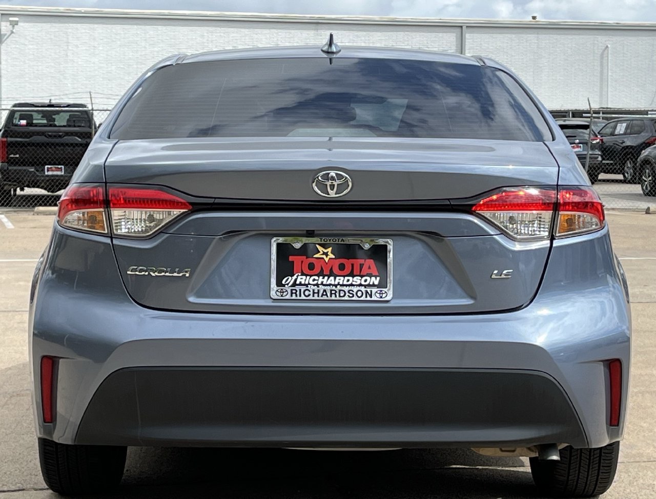 Used 2024 Toyota Corolla LE FWD image 5