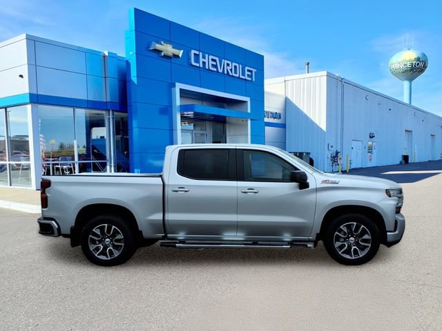 Used 2021 Chevrolet Silverado 1500 RST image 2