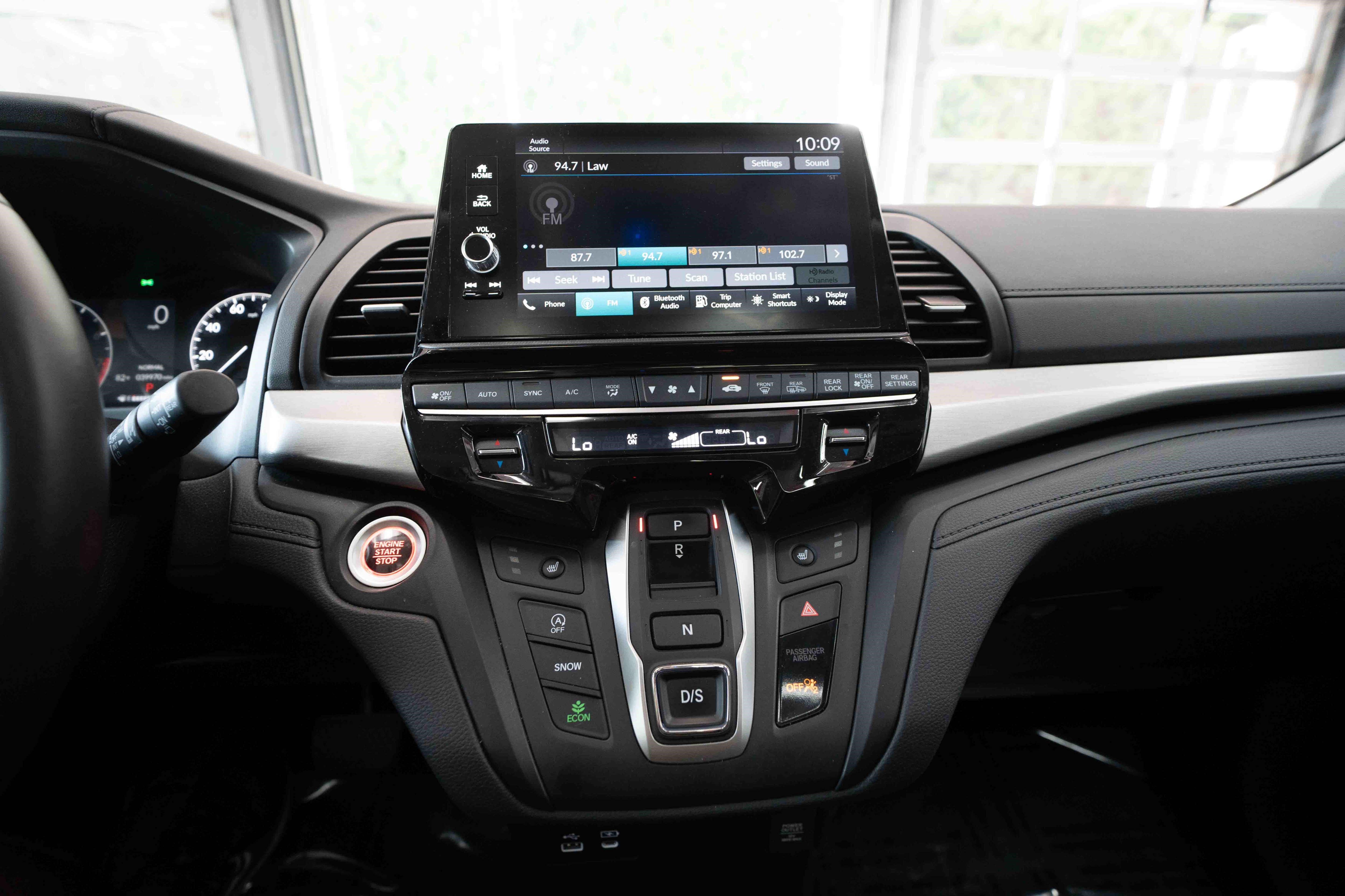 Used 2025 Honda Odyssey EX-L image 17