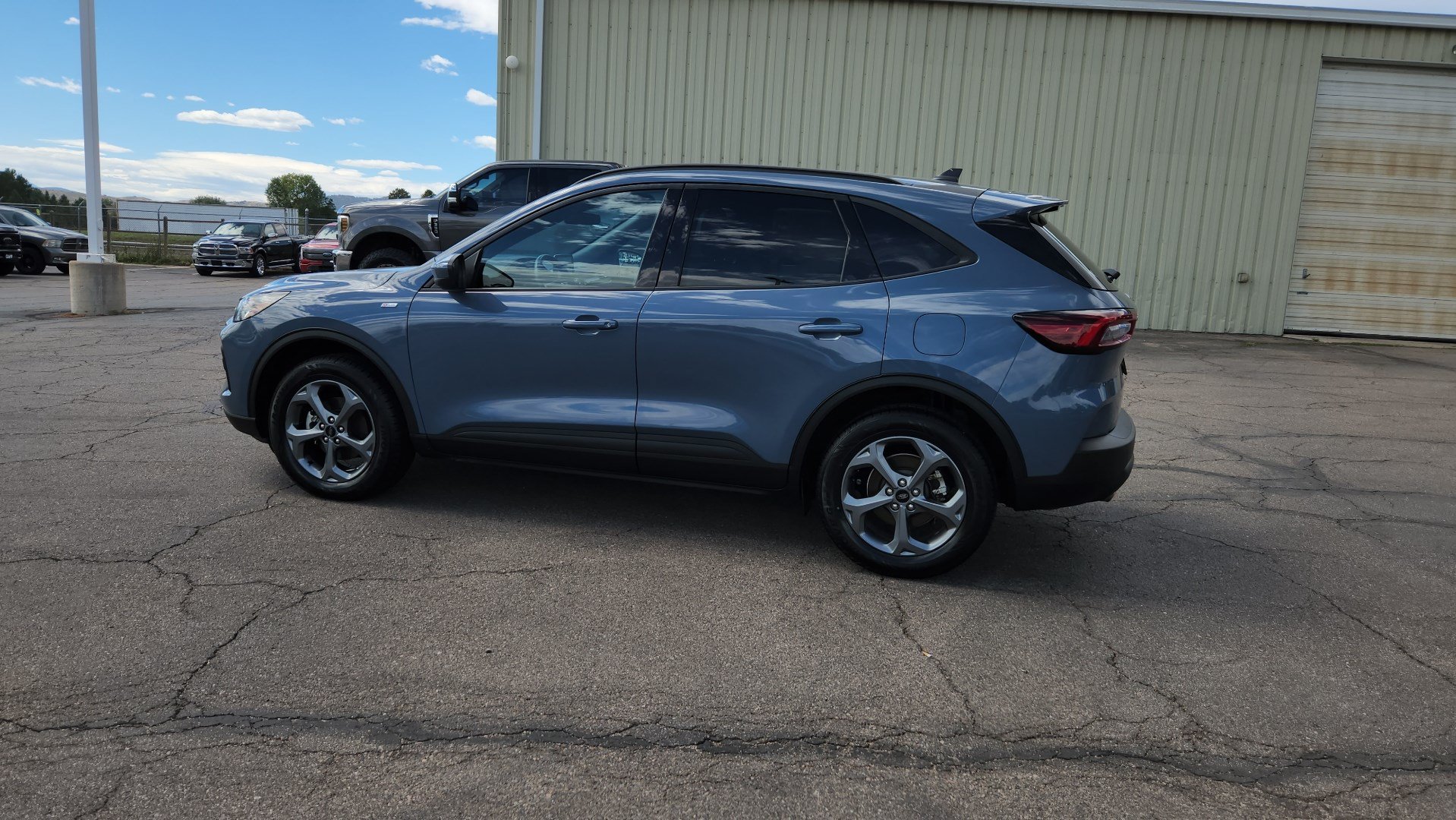 Certified 2025 Ford Escape ST-Line Select AWD/4WD image 7