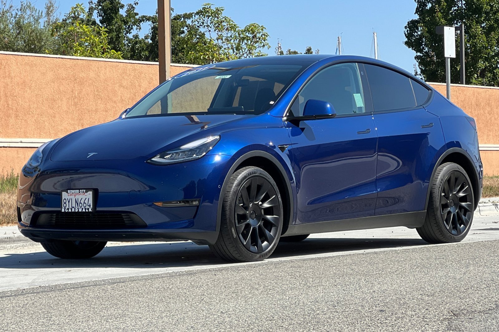 Used 2021 Tesla Model Y Long Range image 8