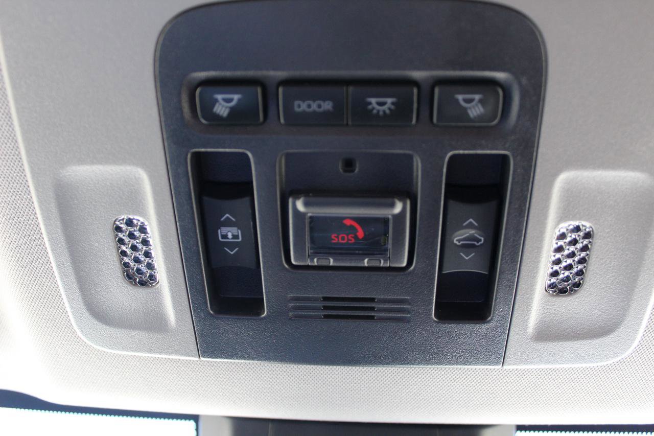 Used 2023 Toyota Camry XSE FWD image 53