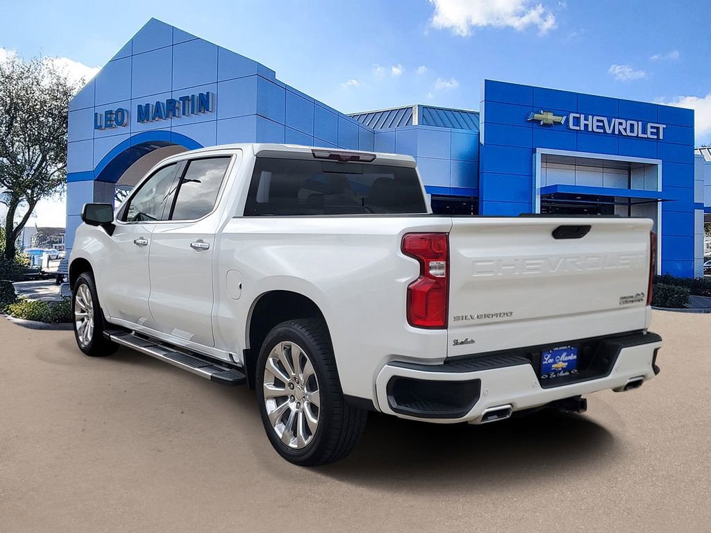 Used 2020 Chevrolet Silverado 1500 High Country w/ Technology Package image 4