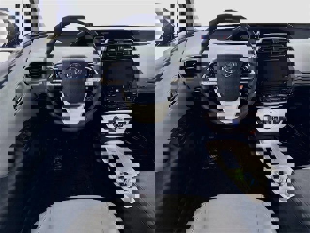 Certified 2016 Toyota Prius Four image 22