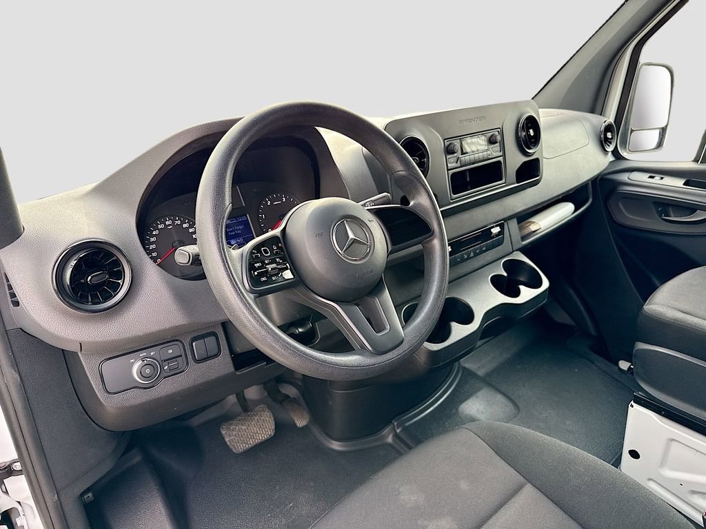 Used 2023 Mercedes-Benz Sprinter 144 Cargo image 9