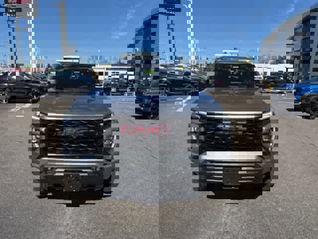 New 2025 GMC Canyon Elevation w/ Convenience Package image 3