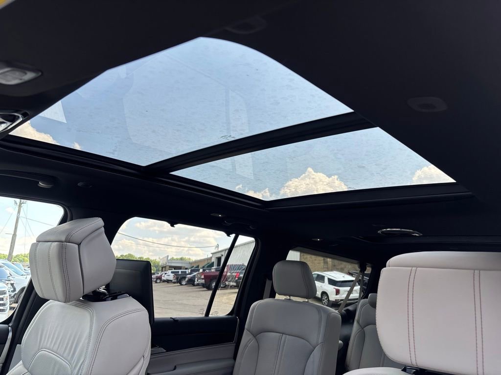 New 2026 Jeep Grand Wagoneer L Summit AWD/4WD image 21