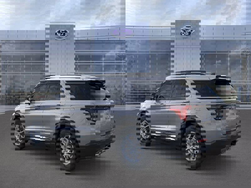 New 2025 Ford Explorer Active image 4