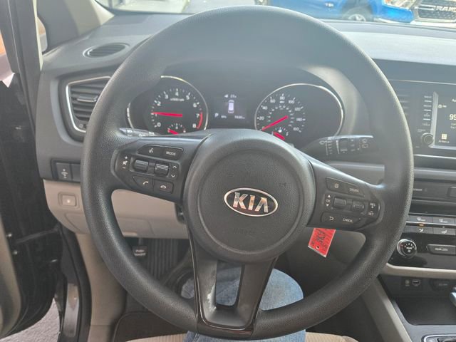 Used 2021 Kia Sedona LX image 16