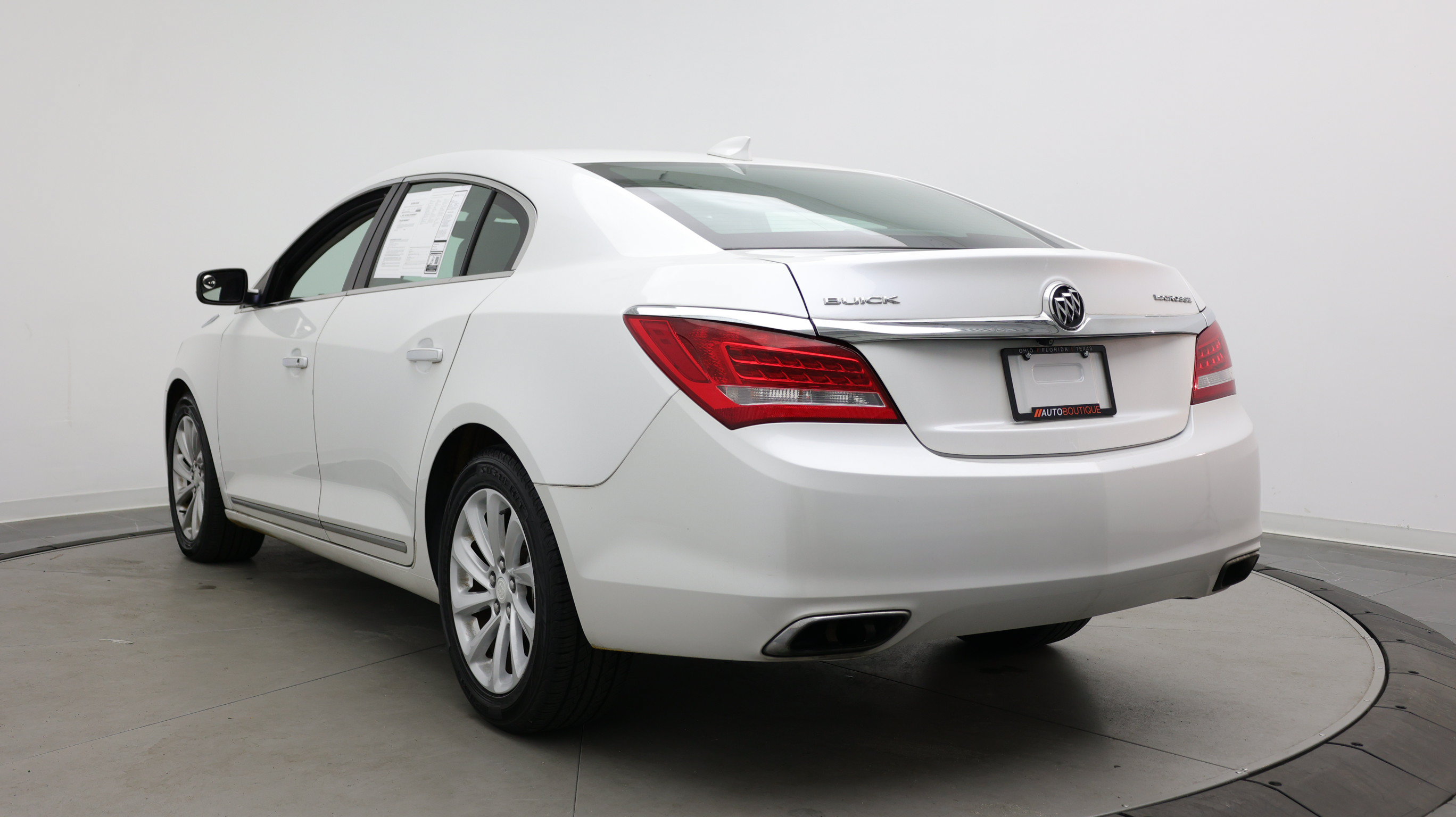Used 2016 Buick LaCrosse FWD image 4