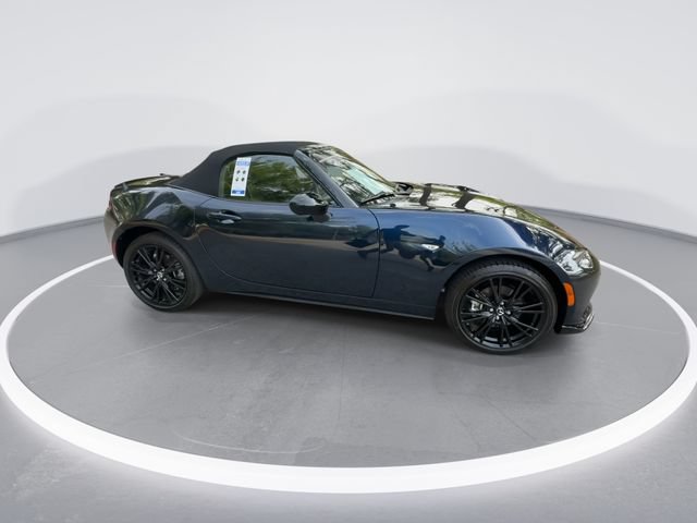 Certified 2025 MAZDA MX-5 Miata Club RWD image 9