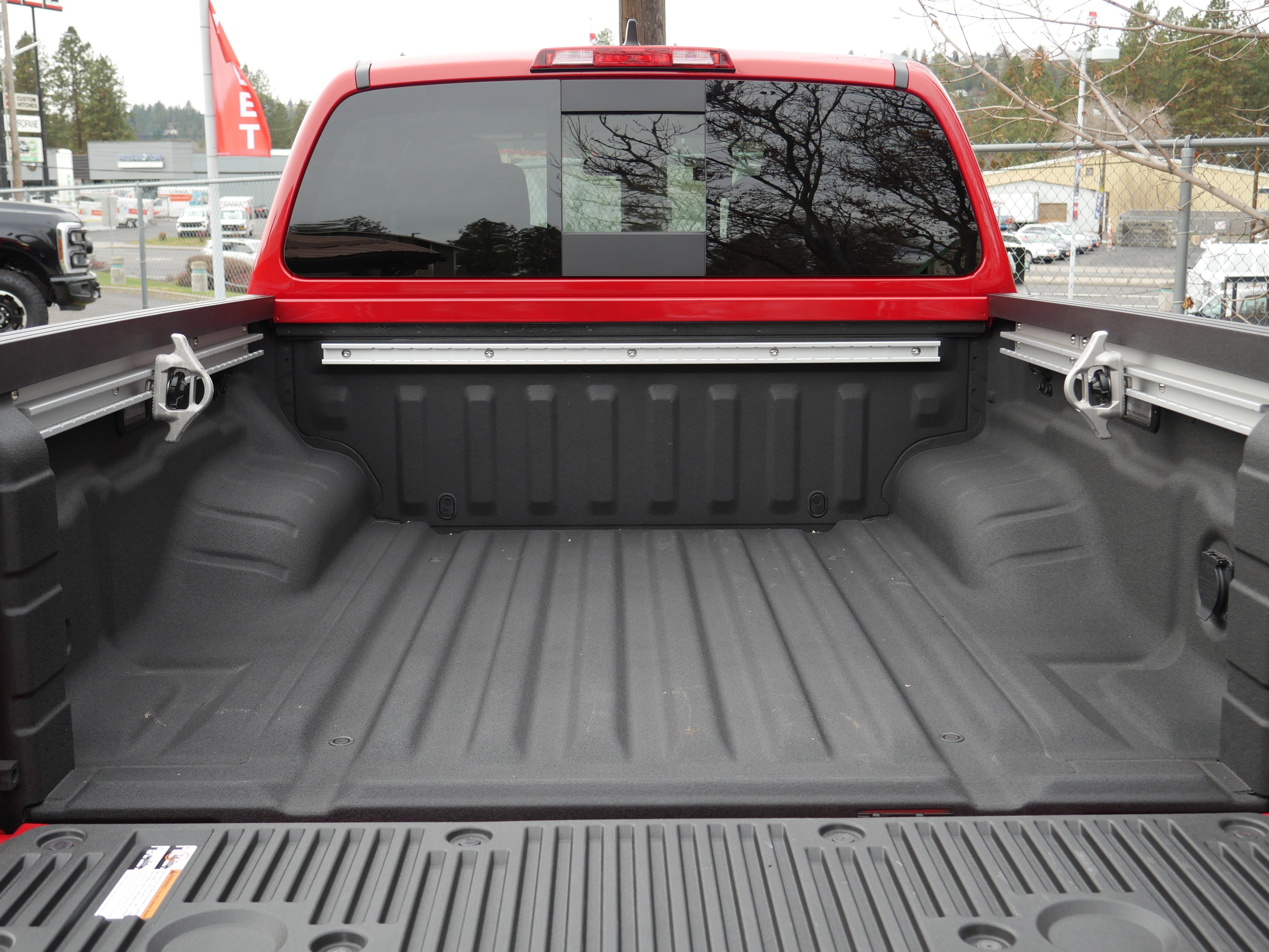 Certified 2024 Nissan Frontier PRO-4X w/ Pro Convenience Package image 25