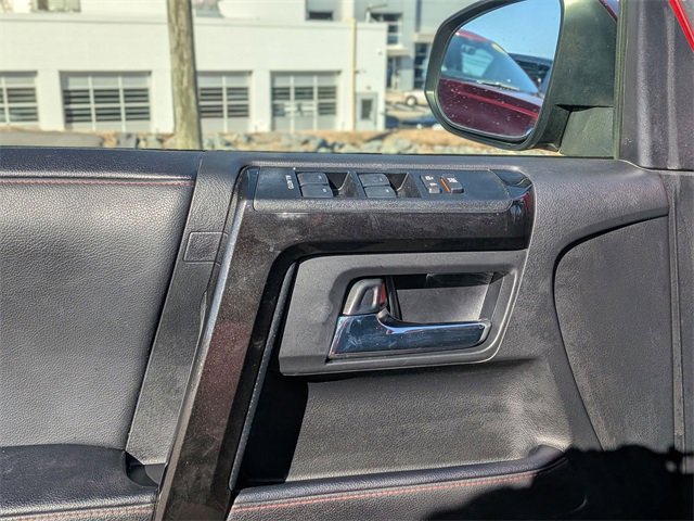 Used 2020 Toyota 4Runner 4WD image 13