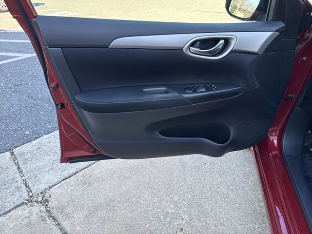 Used 2014 Nissan Sentra S image 8