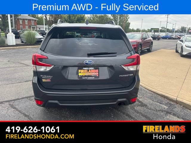 Used 2024 Subaru Forester Premium AWD/4WD image 3