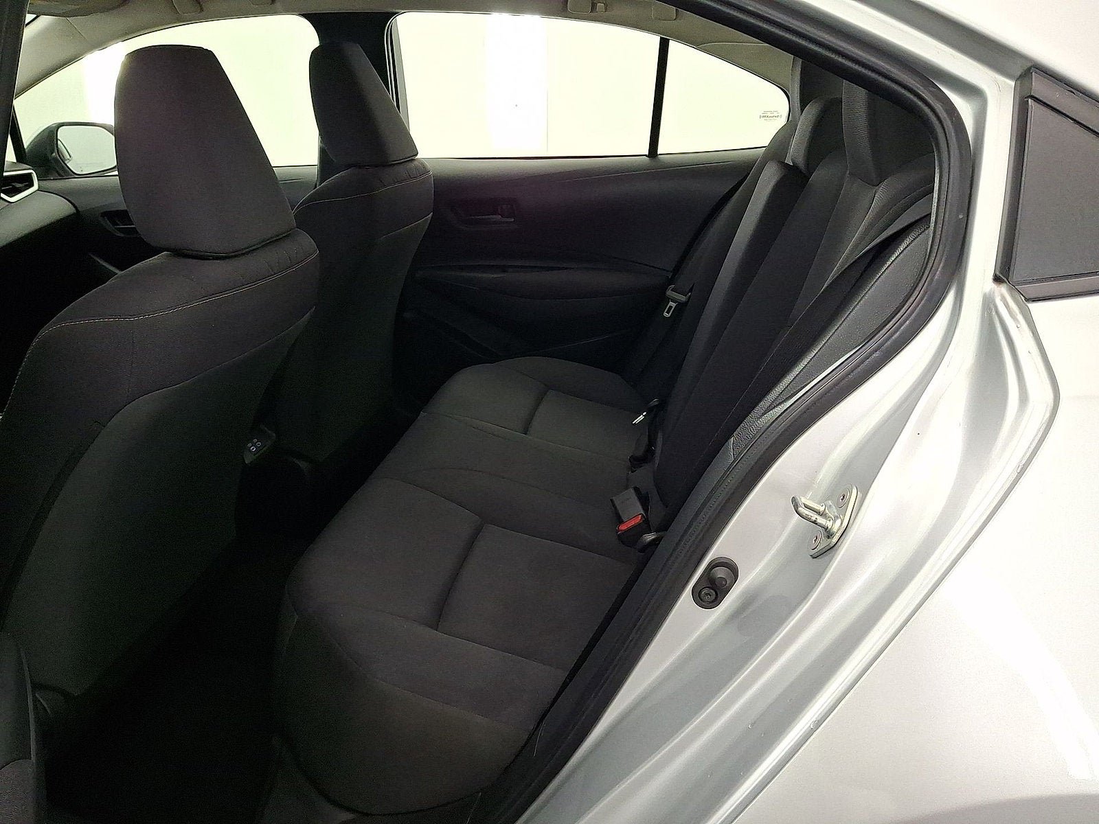 Used 2023 Toyota Corolla LE FWD image 11