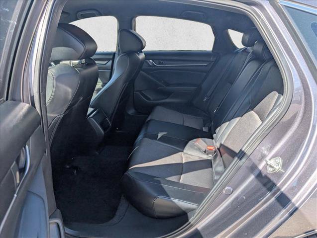 Used 2018 Honda Accord Sport image 16