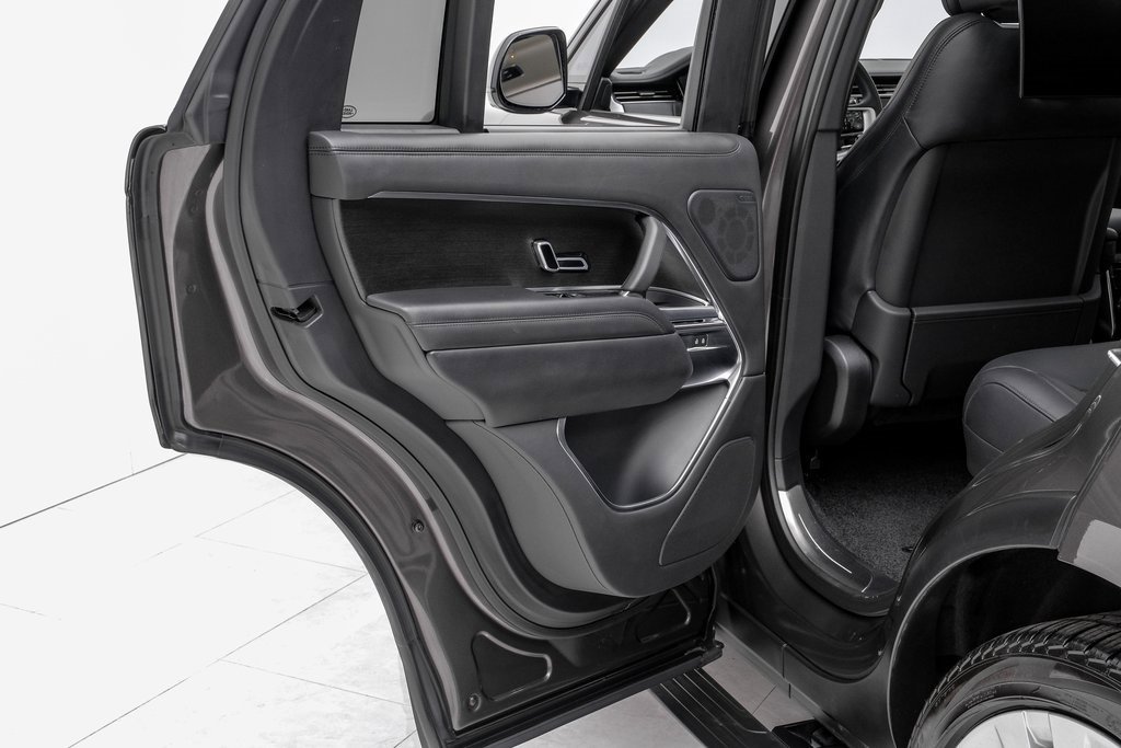 Used 2023 Land Rover Range Rover First Edition image 46