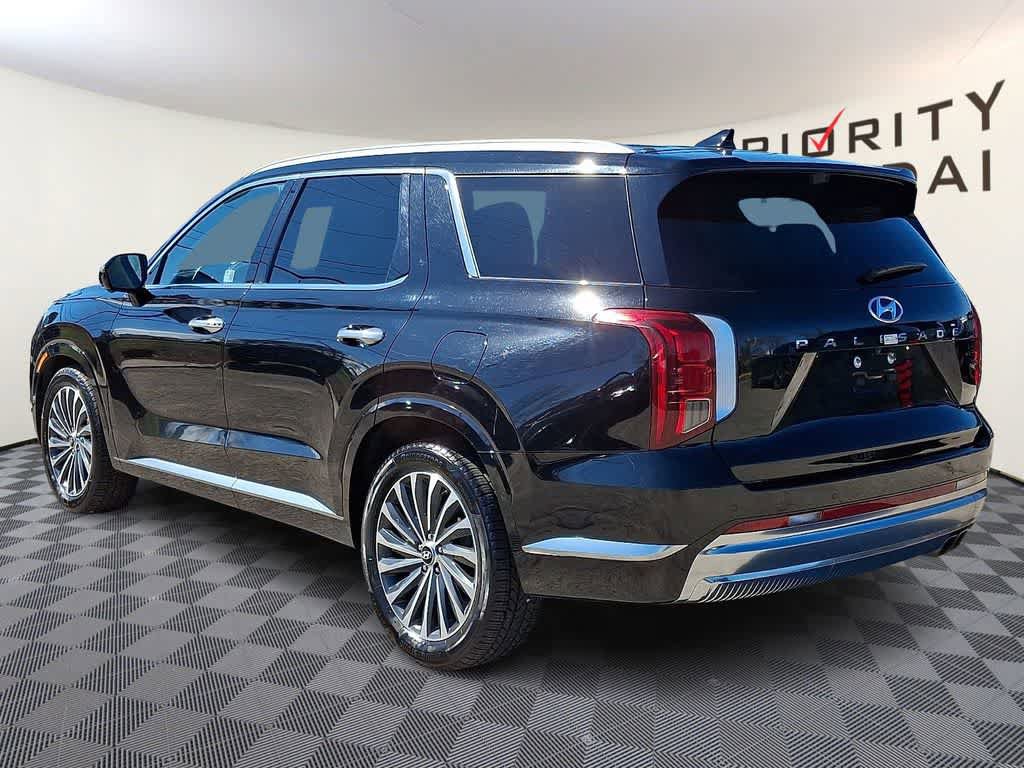 Used 2024 Hyundai Palisade Calligraphy image 6