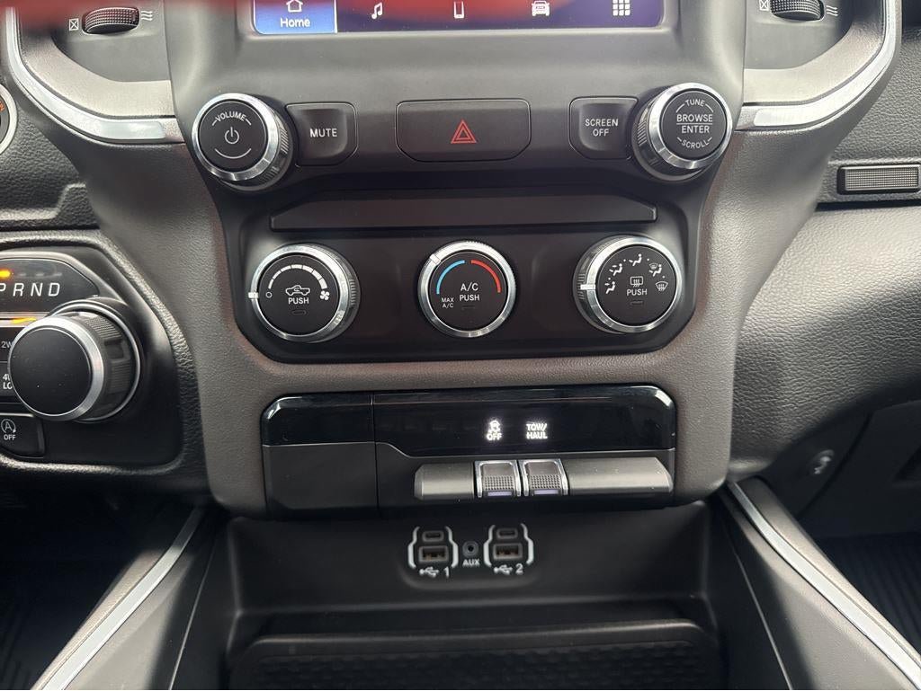 Used 2022 RAM 1500 Big Horn AWD/4WD image 27
