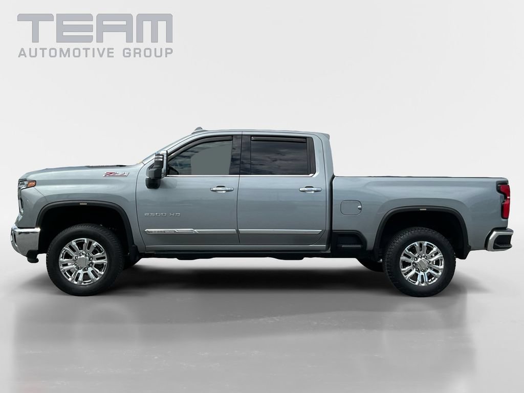 Used 2024 Chevrolet Silverado 2500 LTZ w/ LTZ Premium Package AWD/4WD image 4
