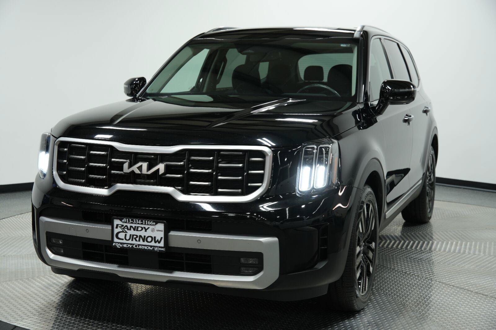Used 2023 Kia Telluride SX AWD/4WD image 3