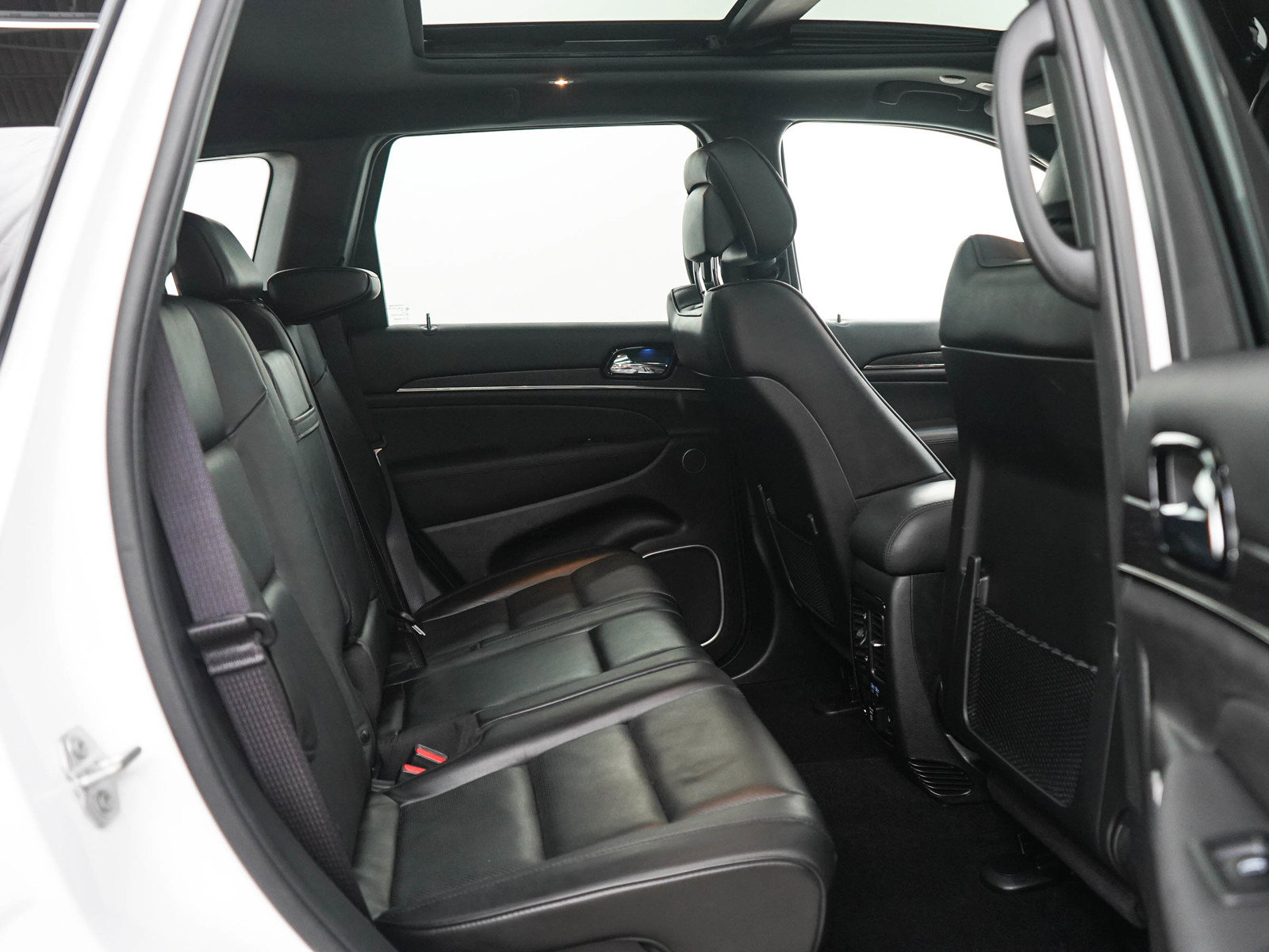 Used 2021 Jeep Grand Cherokee High Altitude AWD/4WD image 12