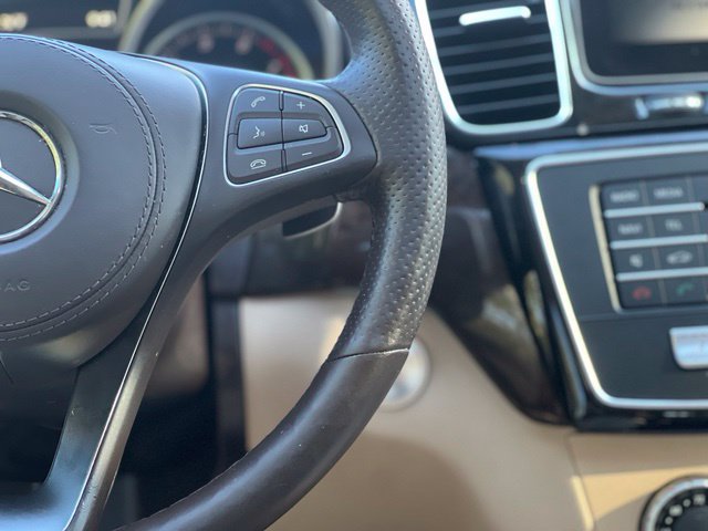 Used 2017 Mercedes-Benz GLS 450 4MATIC image 32