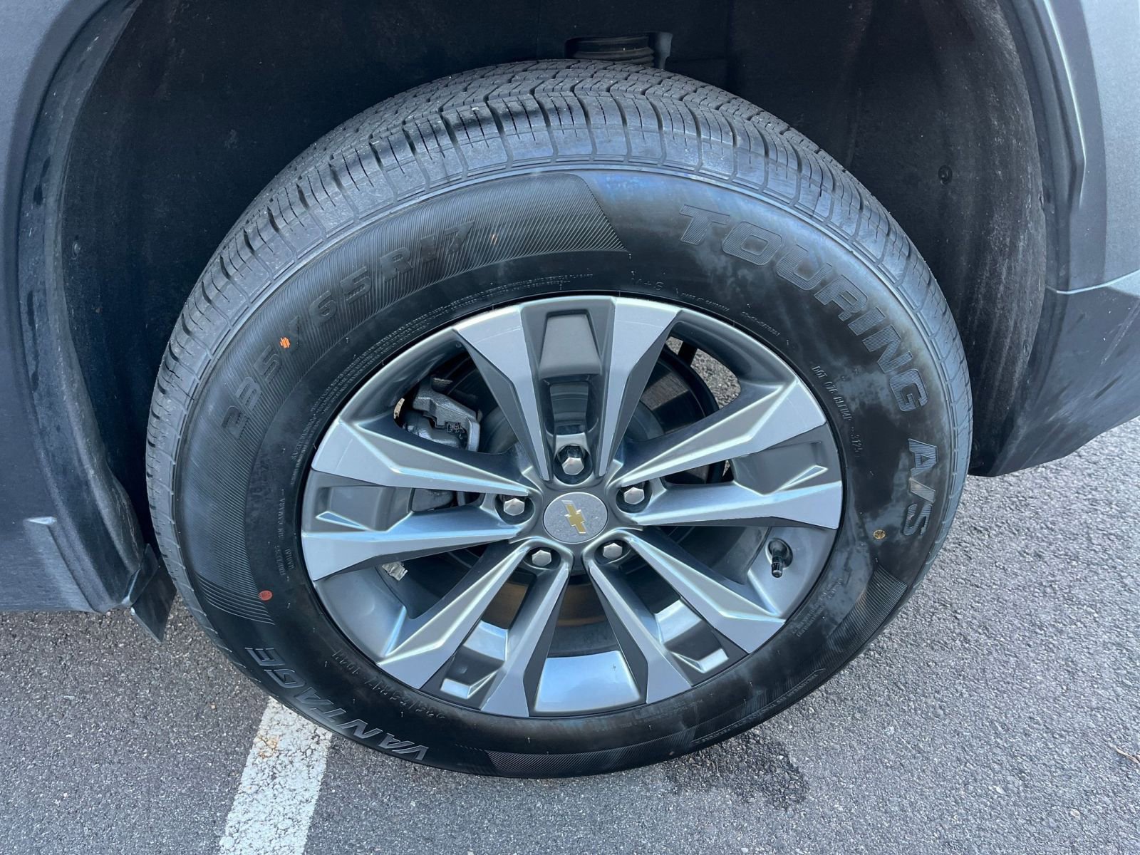 Used 2025 Chevrolet Equinox LT image 29