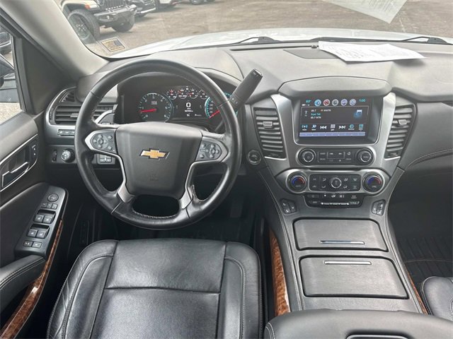 Used 2019 Chevrolet Suburban Premier image 25