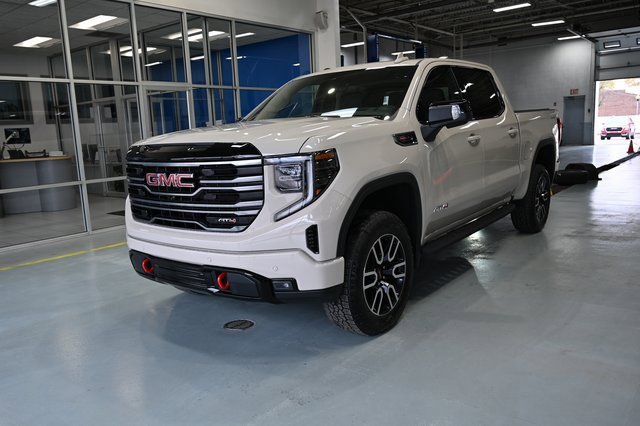 New 2026 GMC Sierra 1500 AT4 w/ AT4 Premium Package