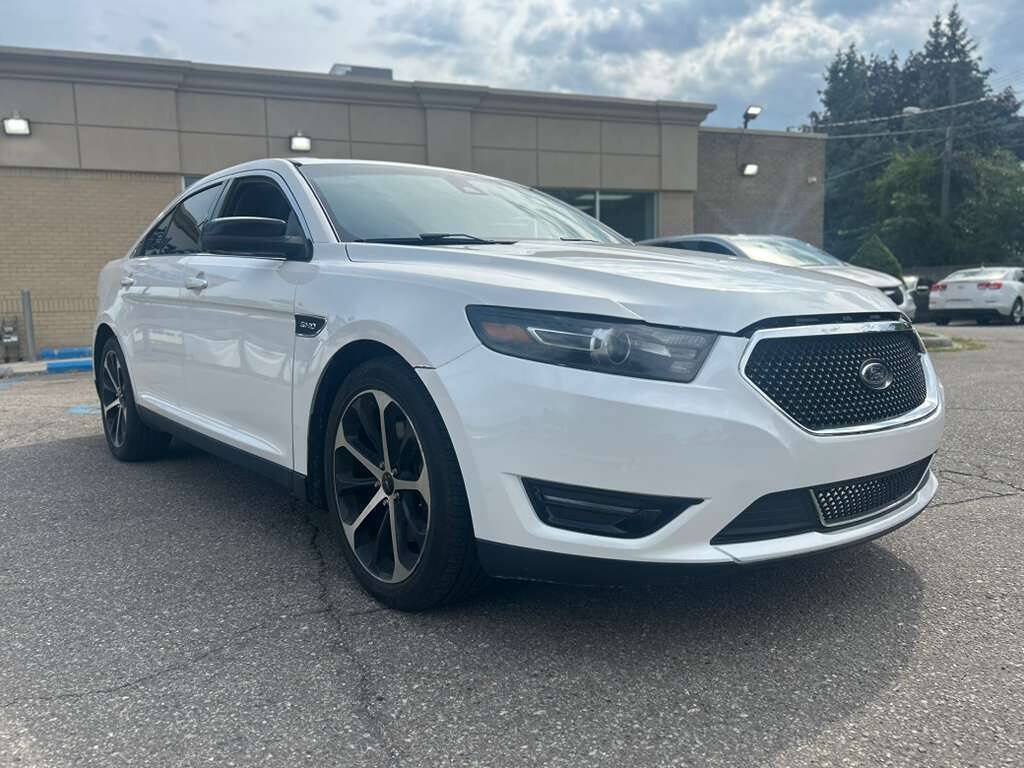 Used 2016 Ford Taurus SHO w/ Equipment Group 401A AWD/4WD image 3