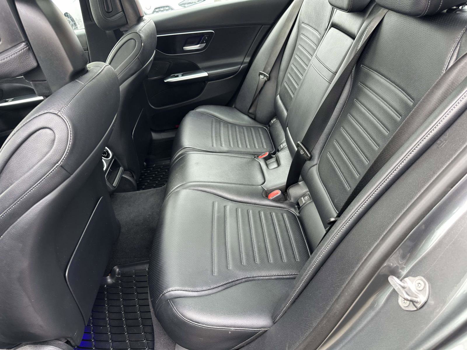 Used 2022 Mercedes-Benz C 300 4MATIC Sedan image 19