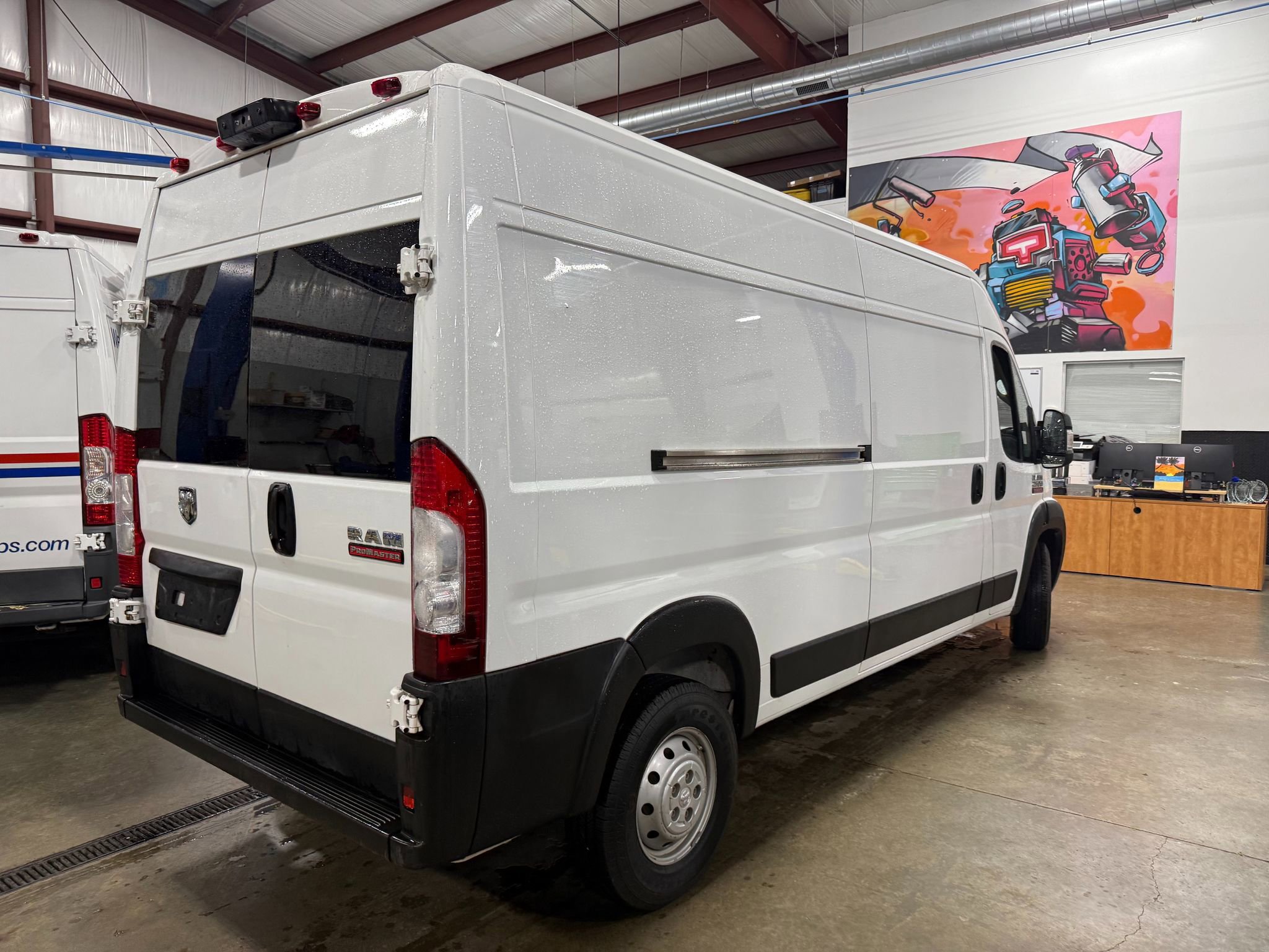 Used 2022 RAM ProMaster 2500 FWD image 3