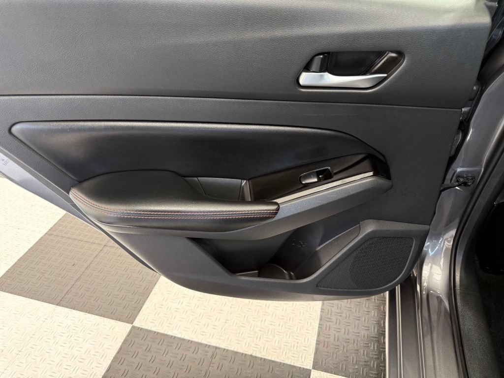 Used 2024 Nissan Altima 2.5 SR FWD image 18