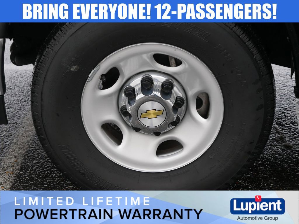 Used 2025 Chevrolet Express 3500 LT w/ LT Preferred Equipment Group image 12