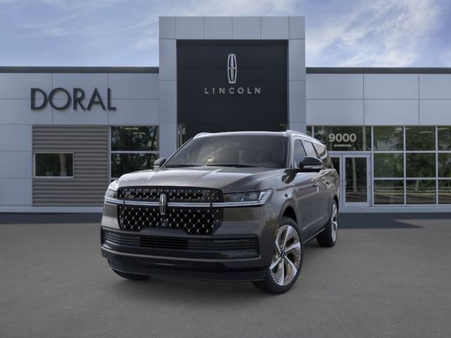 New 2026 Lincoln Navigator L Black Label AWD/4WD image 2