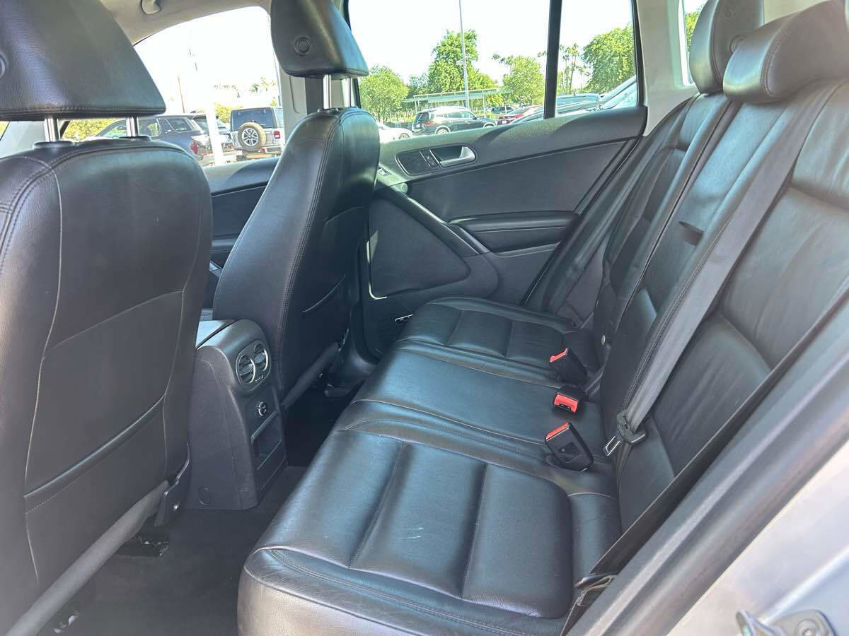 Used 2016 Volkswagen Tiguan SEL image 8