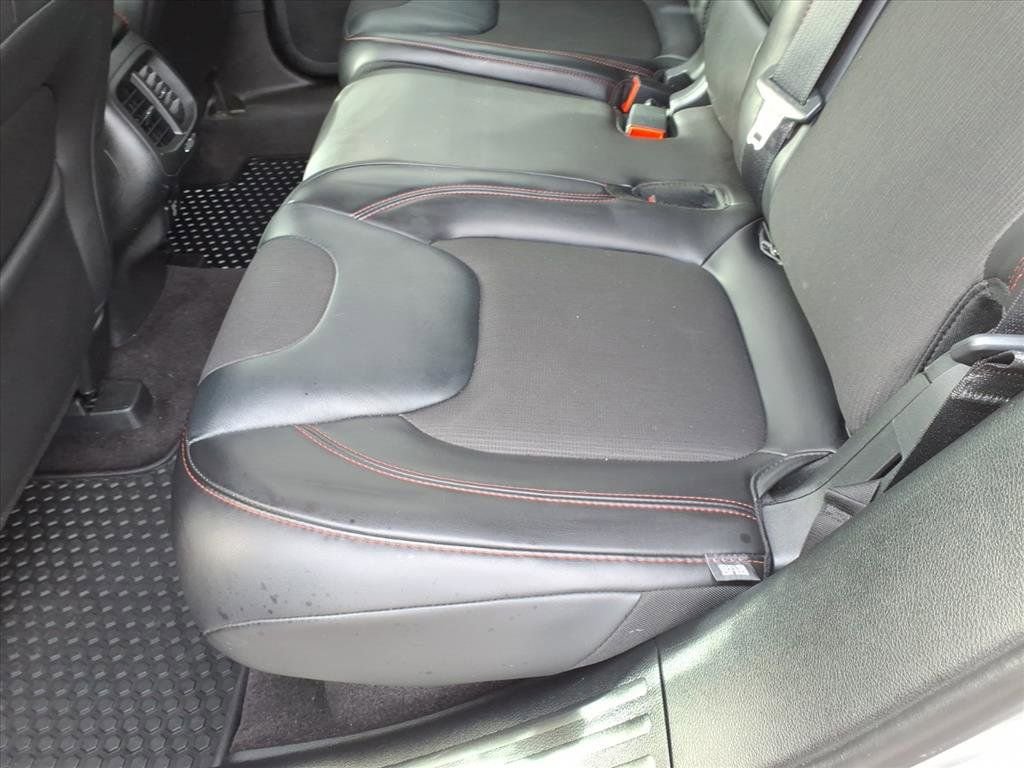 Used 2017 Jeep Cherokee Trailhawk w/ Cold Weather Group image 22