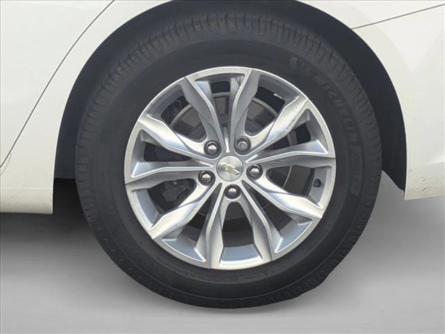 Used 2019 Chevrolet Malibu LT image 15