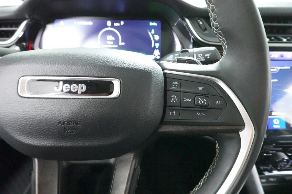 Used 2024 Jeep Grand Cherokee Limited 4xe AWD/4WD image 12