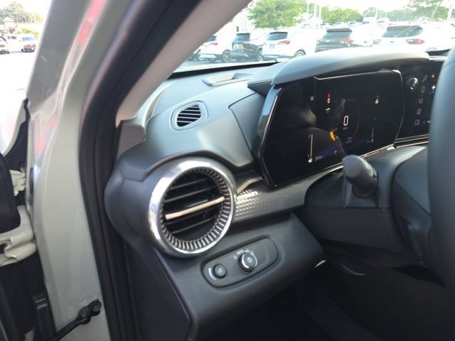 New 2026 Chevrolet Trax ACTIV w/ Driver Confidence Package FWD image 15