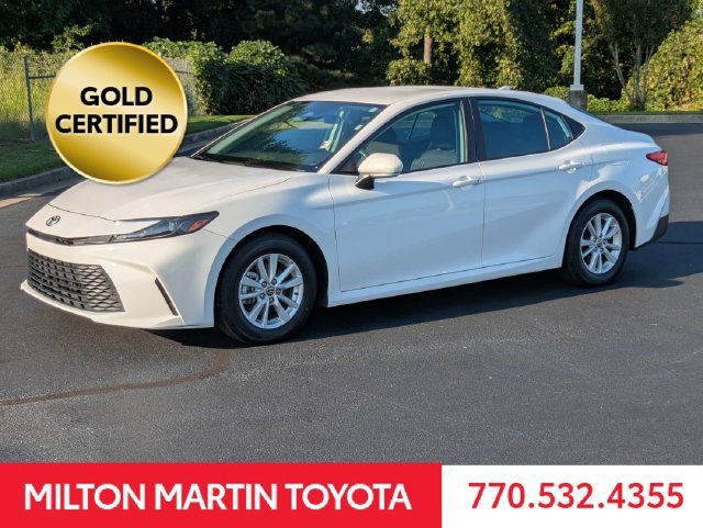 Certified 2025 Toyota Camry LE FWD image 9