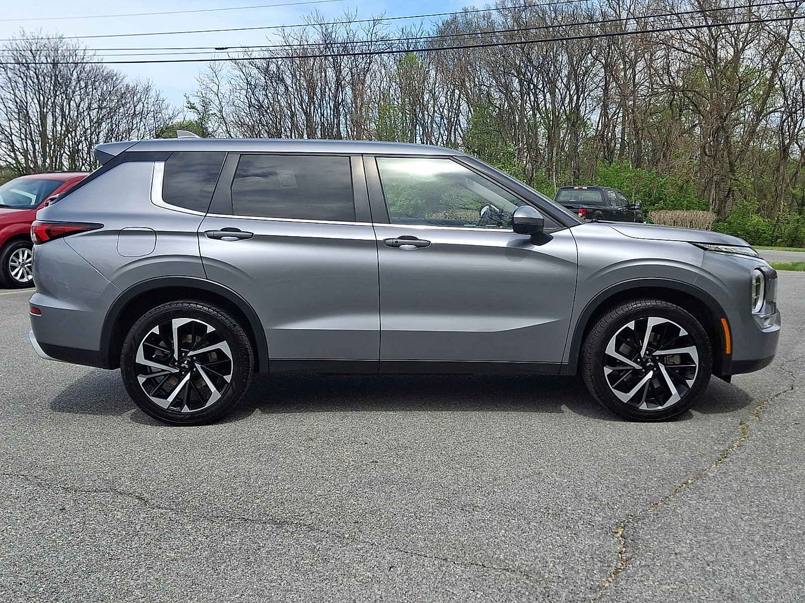 Used 2024 Mitsubishi Outlander SE AWD/4WD image 7