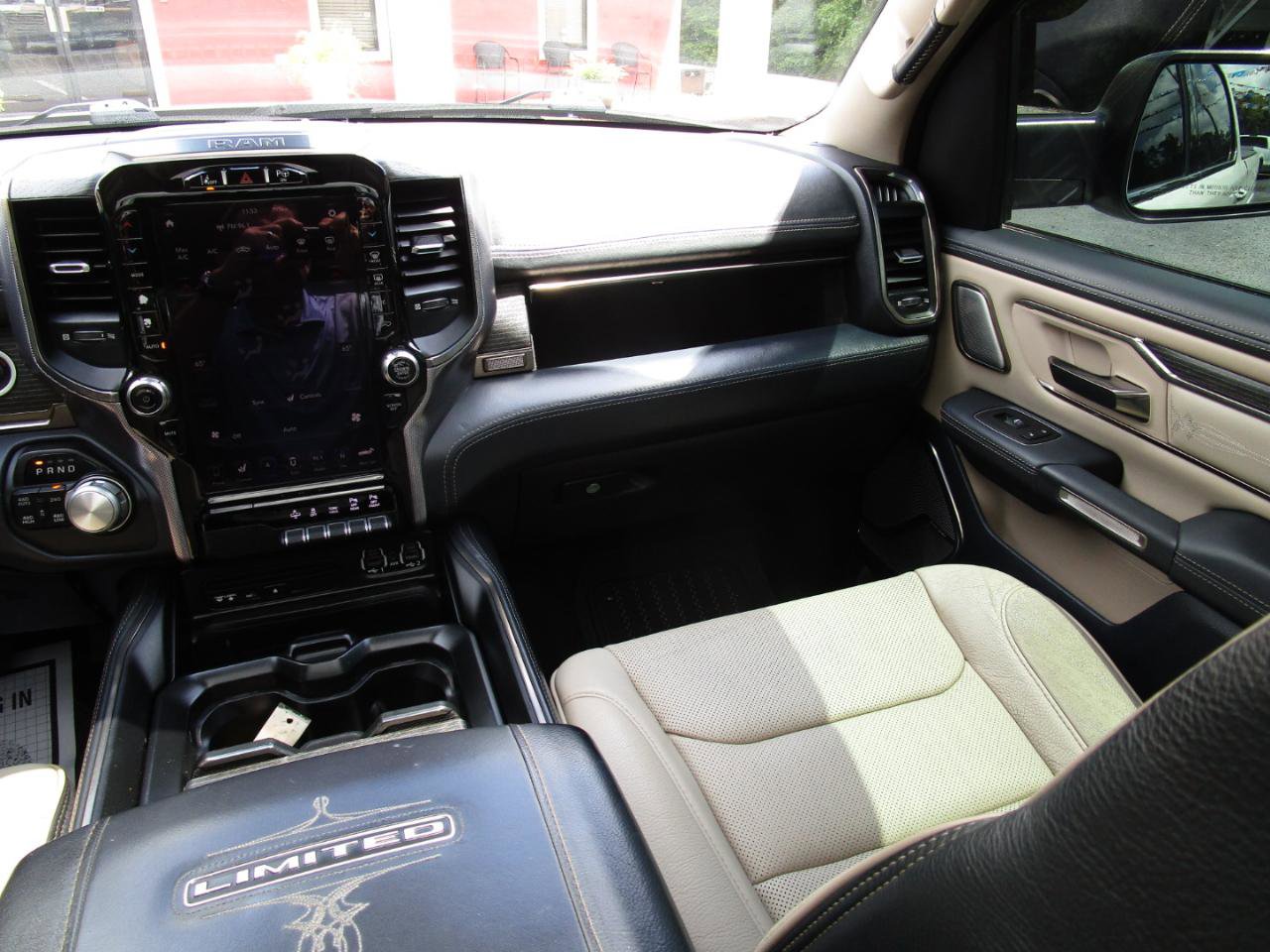 Used 2019 RAM 1500 Limited AWD/4WD image 10